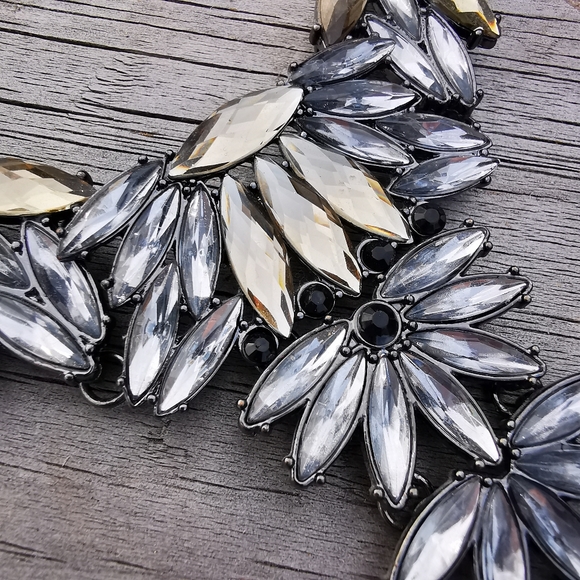 Smokey Gray and Light Amber Rhinestone Long Front Statement Necklace - Picture 11 of 15